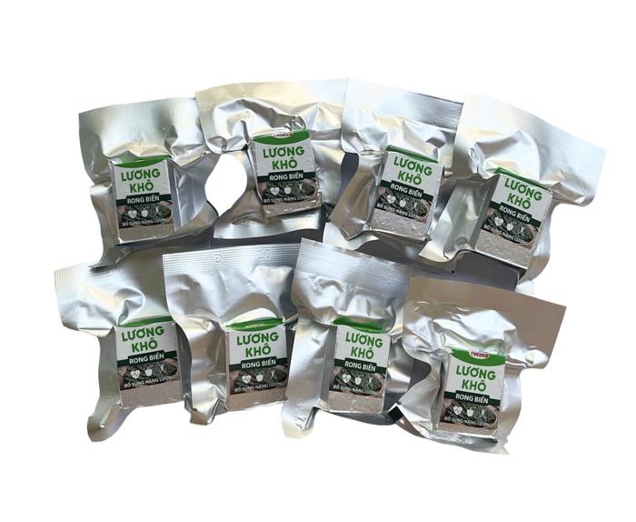 Lương khô, nước uống